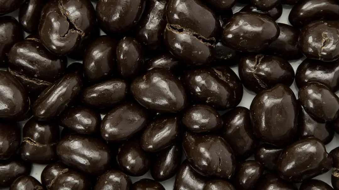 Maní con Chocolate Bitter Piwen 62% Cacao a Granel 1
