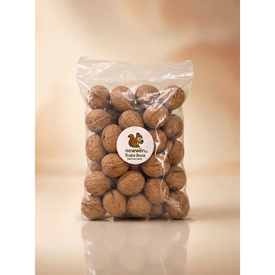 Nuez Con Cáscara 1