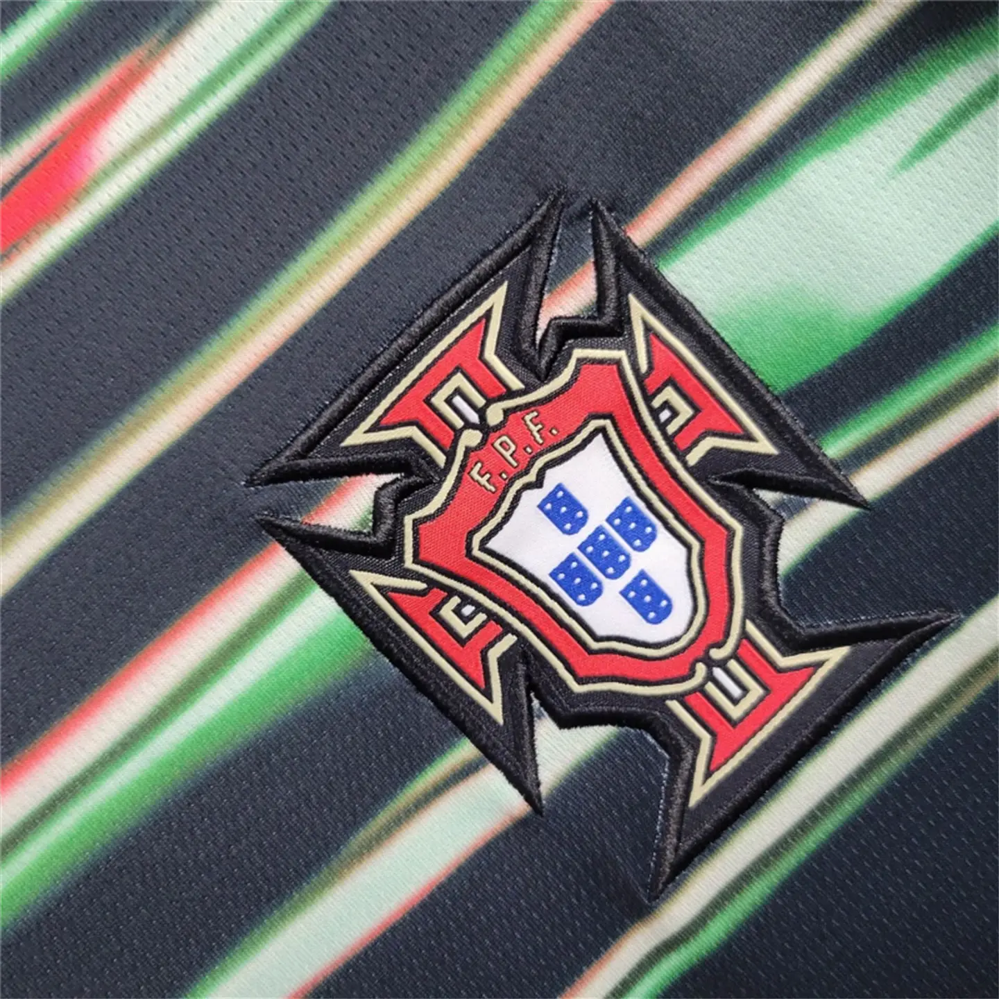 Camisola Puma Aquecimento Portugal 2025  3