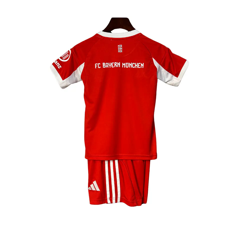 Conjunto Bayern Munich Principal Equipamento 2025/26 2