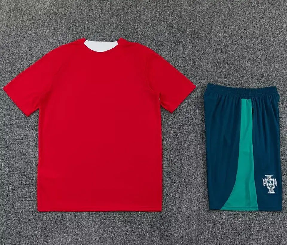 Conjunto de Treino Vermelho Portugal 2026 - Adulto 4