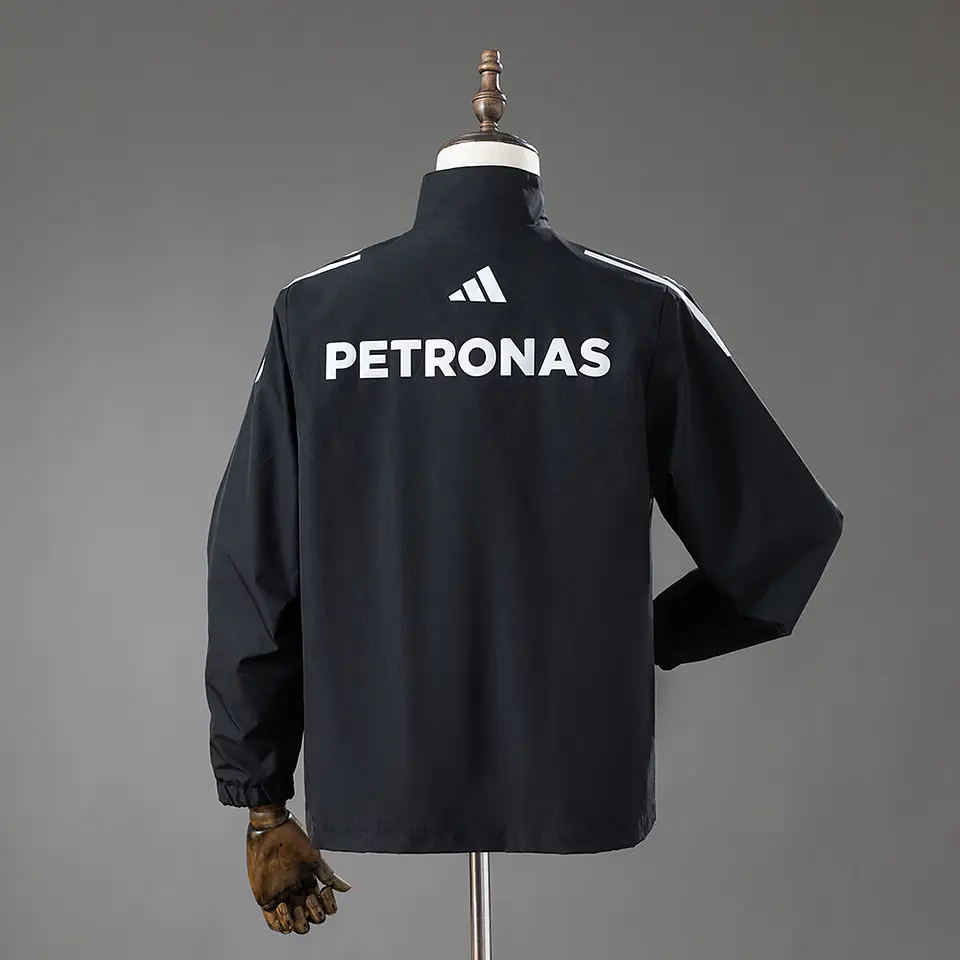 Corta-Vento Mercedes 2026 - Preto 3