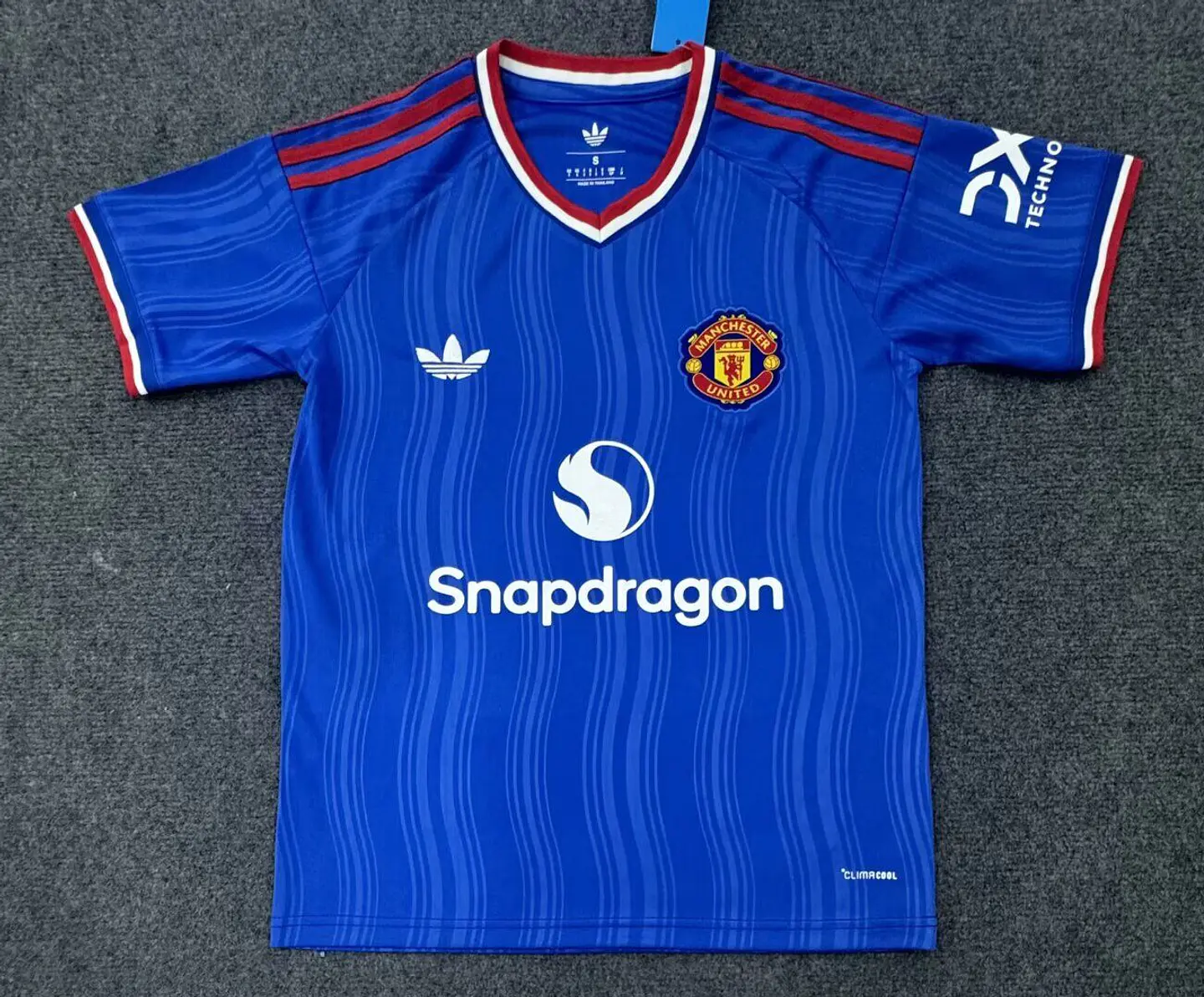 Camisola Manchester United Alternativa 26/27 3