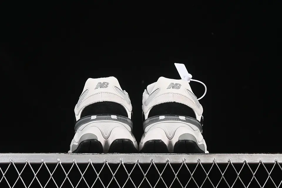  NEW BALANCE JOE FRESHGOODS X NB9060 REFLECTION 5