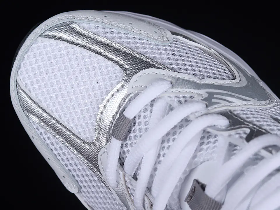  NEW BALANCE 530 WHITE/METALLIC SILVER  4