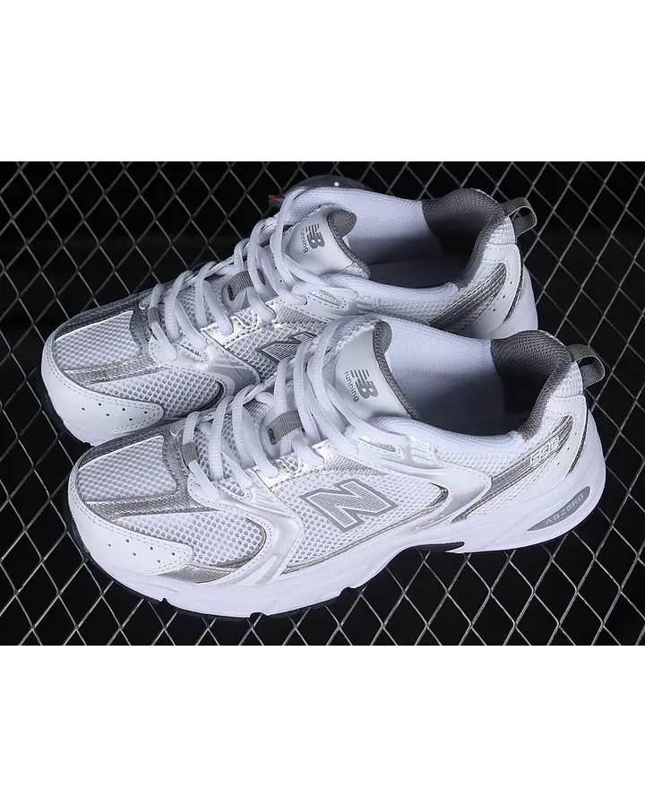  NEW BALANCE 530 WHITE/METALLIC SILVER  - vista alternativa