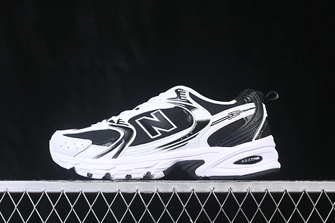 NEW BALANCE 530 RETRO BLACK/WHITE