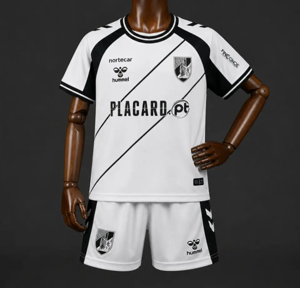 Conjunto Vitória SC Principal Equipamento 26-27 Criança 3