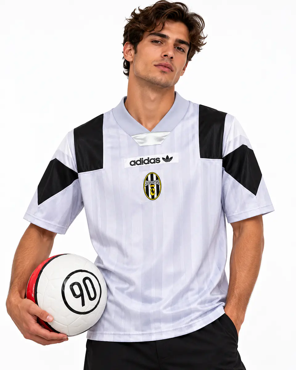 Camisola Juventus EQT - 26/27 1