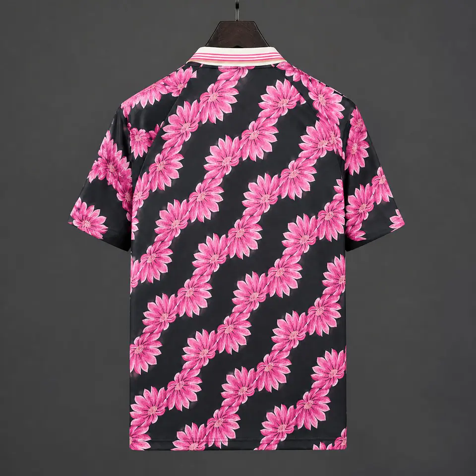 Camisola Real Madrid Edição Especial Rosa Equipamento 26/27 4