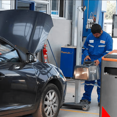 Conductor a la Revisión Técnica