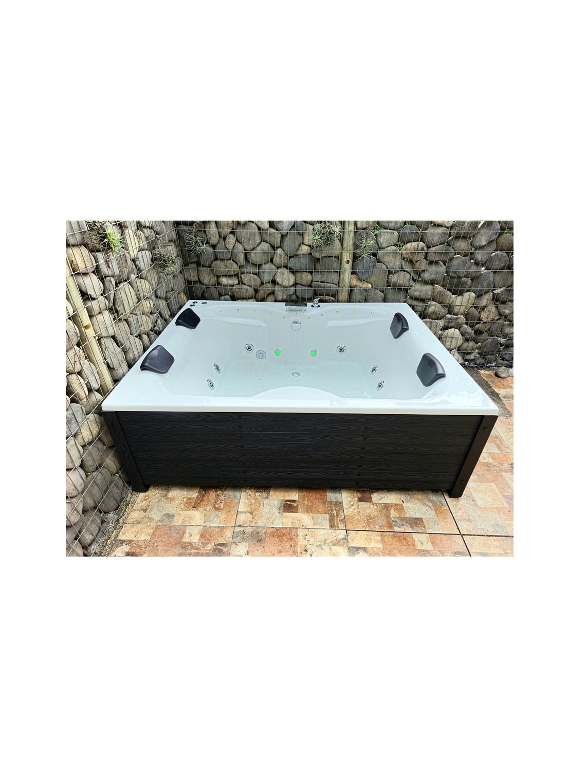 TINA SPA DE HIDROMASAJES GRAN MONACO  3