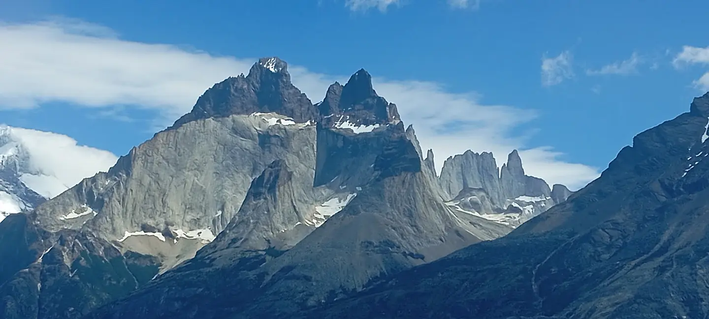 Full torres del Paine + cueva del milodon 5