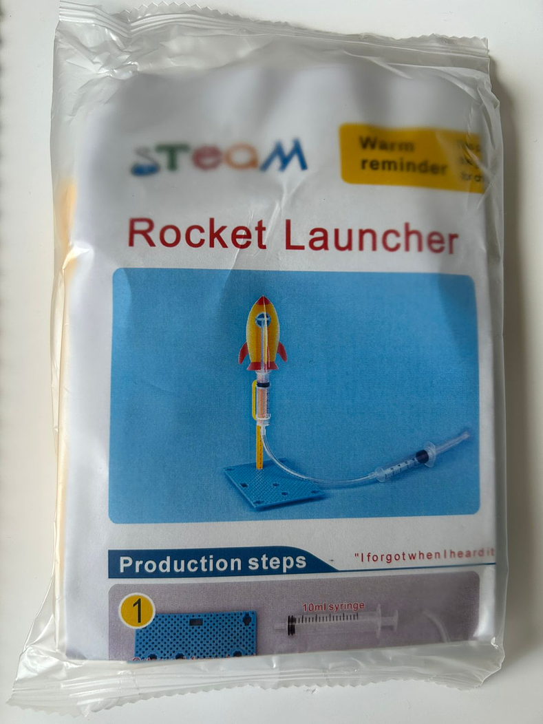 Lanzador de cohete armable. 3