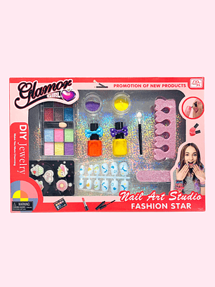 KIT MANICURE FX778-2