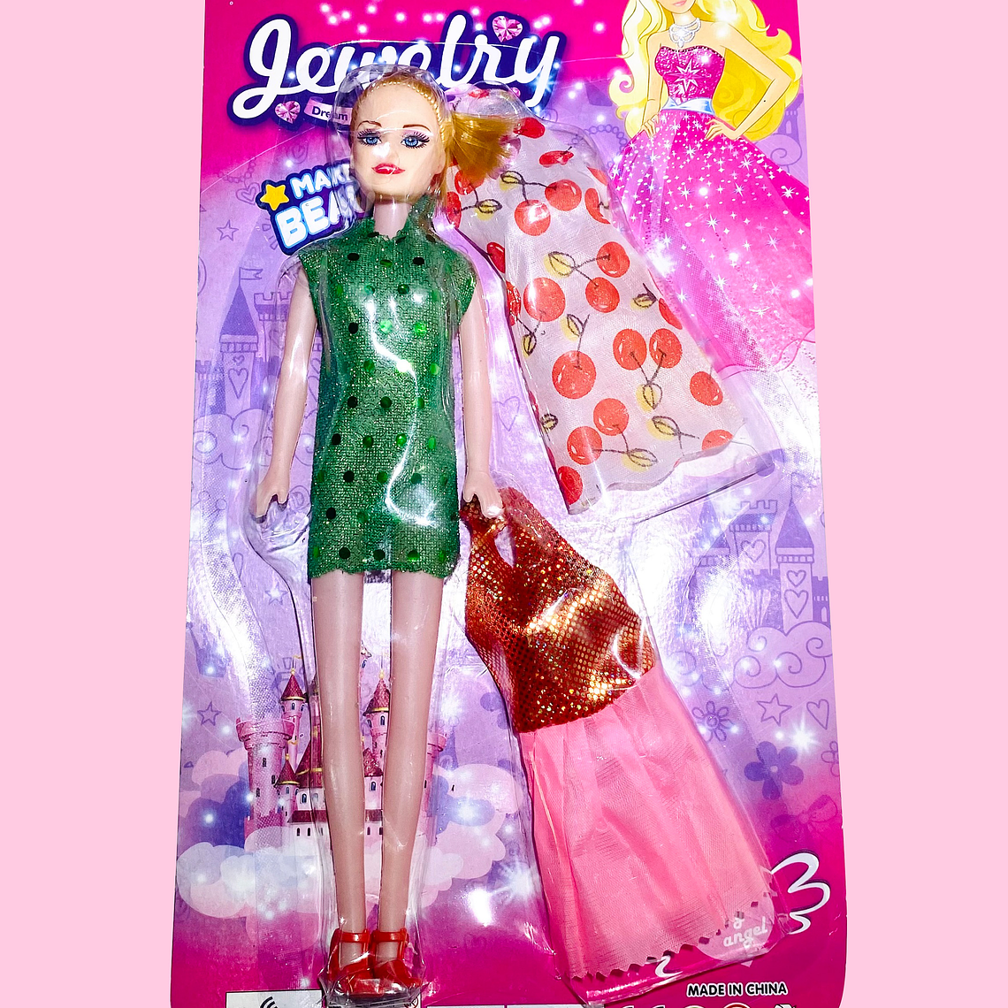 MUÑECA CON VESTIDOS BR132 1