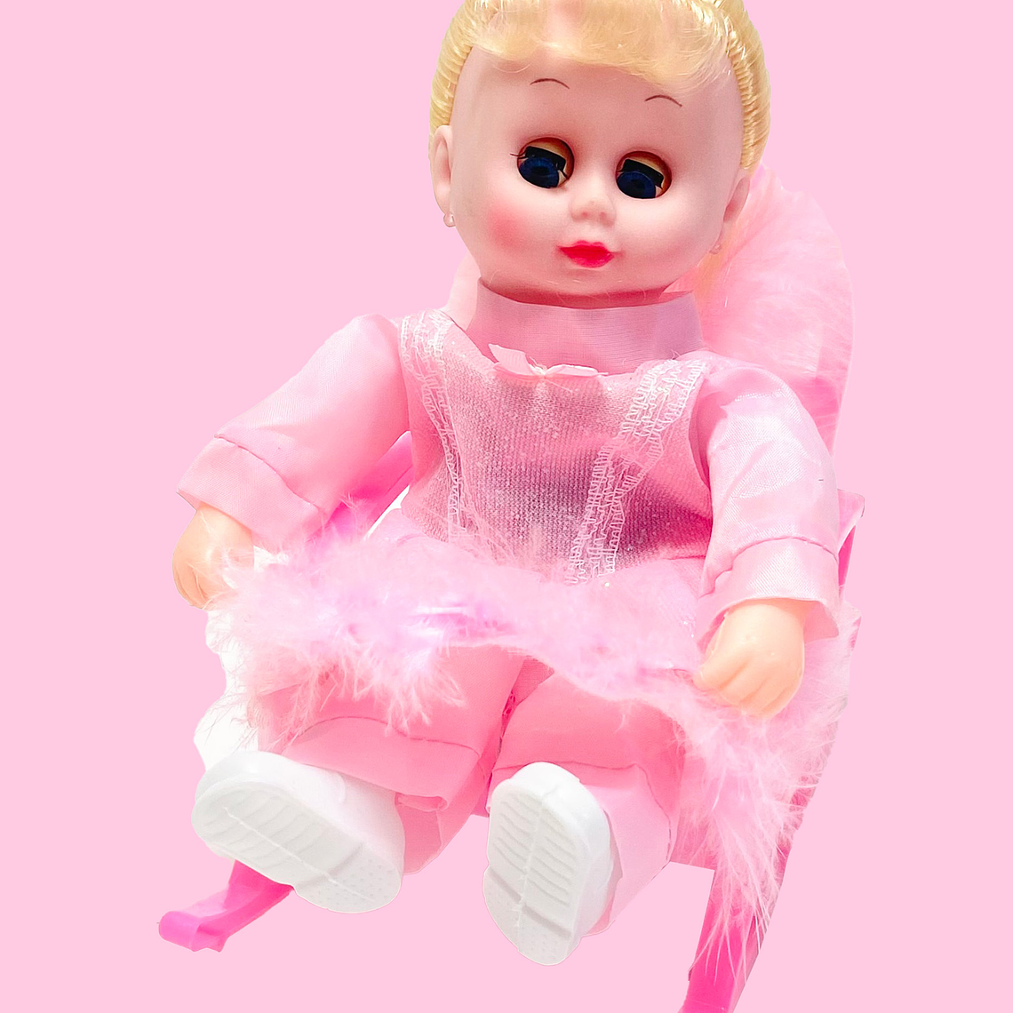 MUÑECA EN COCHE SY3311T 1