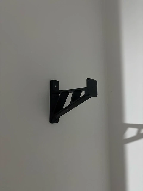 Soporte pared para casco