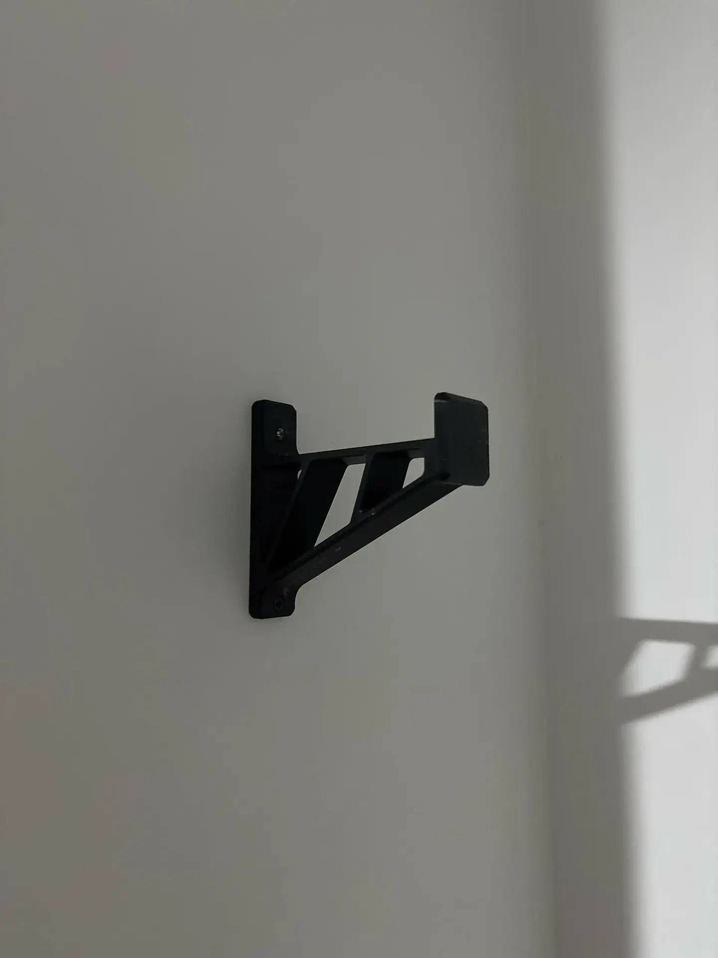 Soporte pared para casco 1