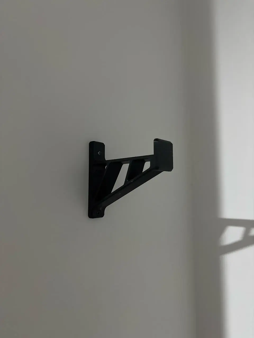Soporte pared para casco 1