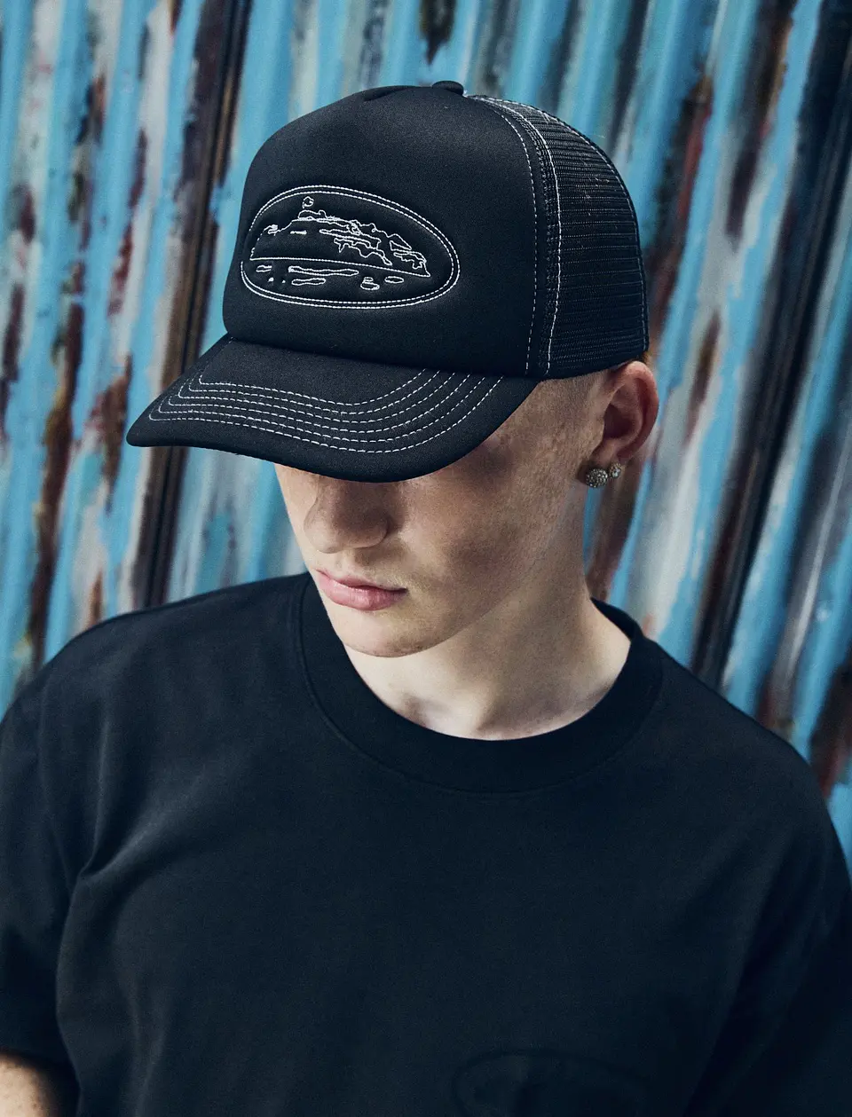 Gorra Corteiz Island Outline Trucker  3