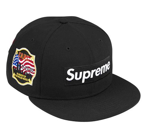 Gorra Supreme x FDNY Box Logo New Era en color azul marino