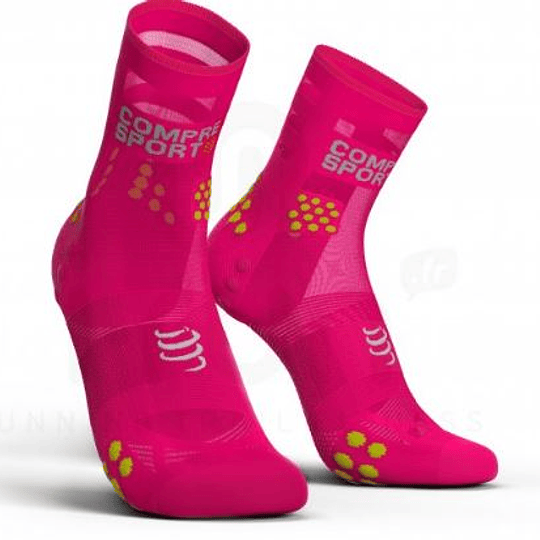 Calcetín Run High v3 Ultralight Compressport - Rosado