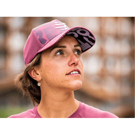 Trucker Cap - Red/white Rose winterblom