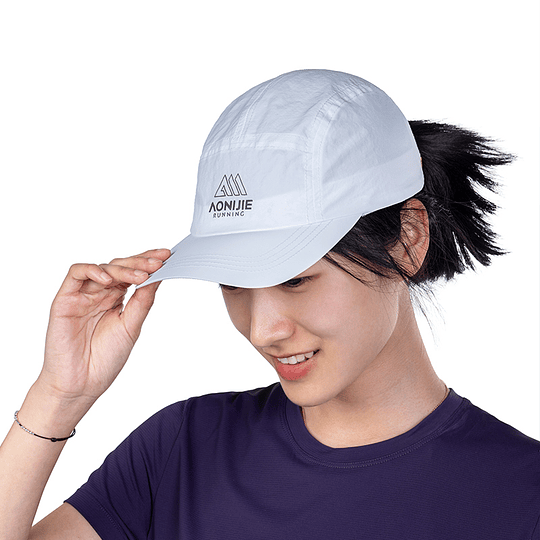 Running Cap Peaked - White