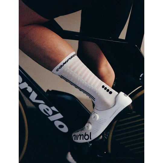 Aero Socks 2.0 - White/Black
