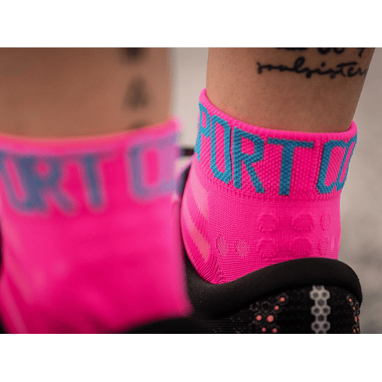 Calcetín Run Low V3 Ultralight Fluo Pink - NEW 