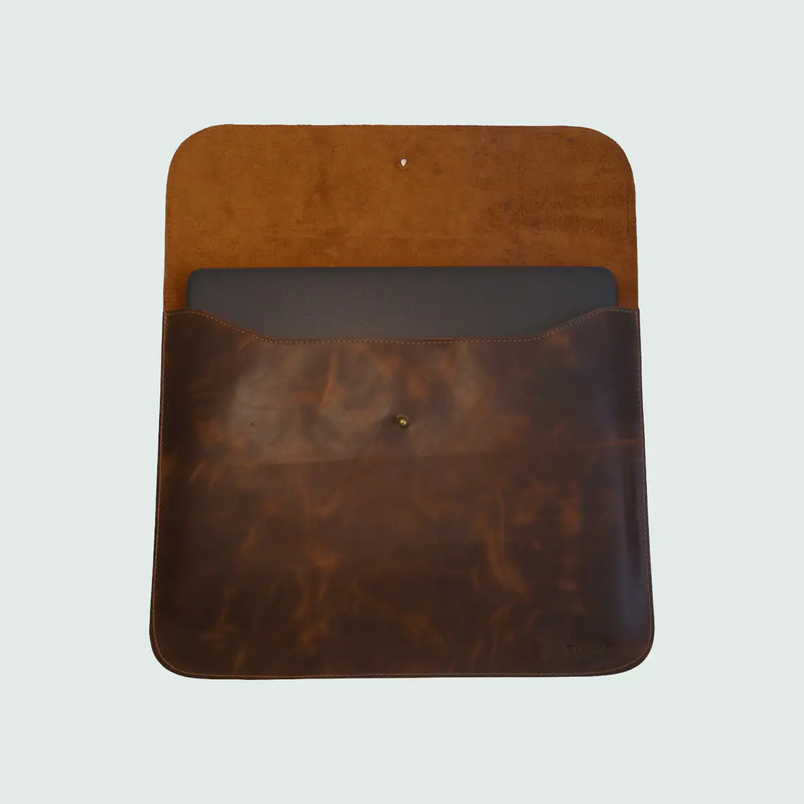 Funda Notebook de Cuero 3