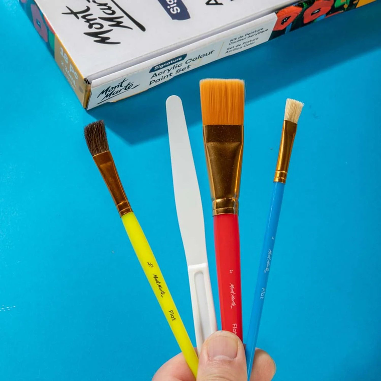 Set De 26 Pinceles Surtidos Paleta Y Redondos Mont Marte 3
