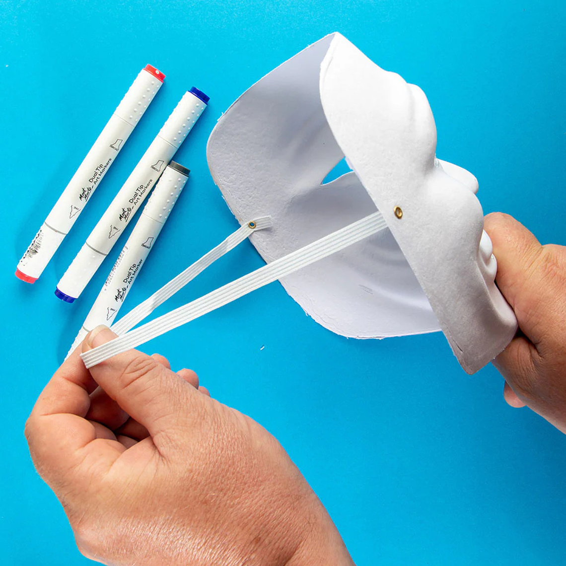 Set 4 Máscaras De Mimo Para Pintar En Papel Maché Mont Marte 3