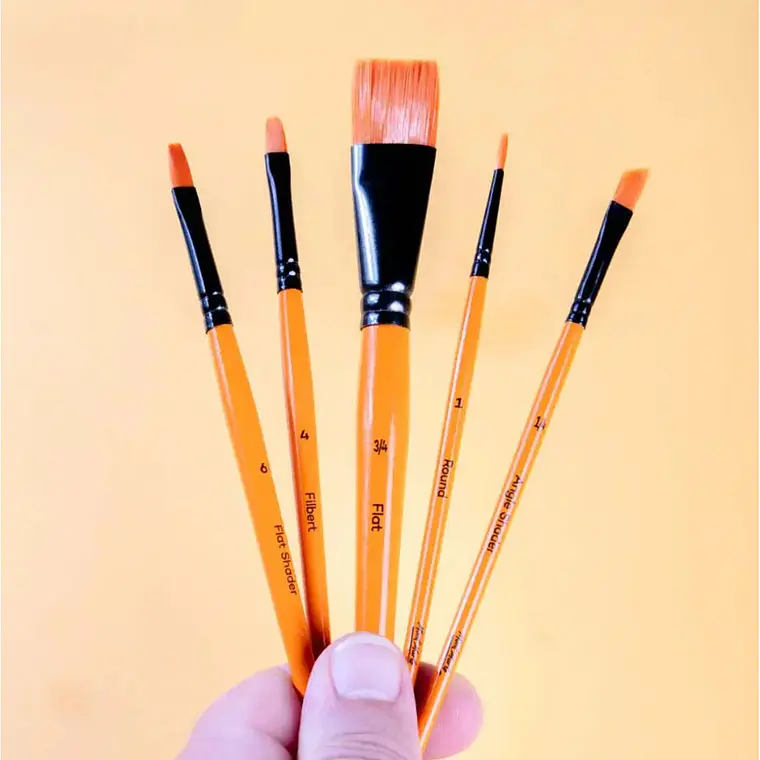 Set De 10 Pinceles Para Acrílicos Con Estuche Mont Marte Naranja 4