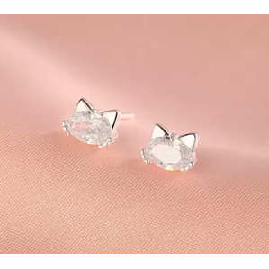 Aros Gato + Circón: Encanto y Brillo para Amantes de los Felinos