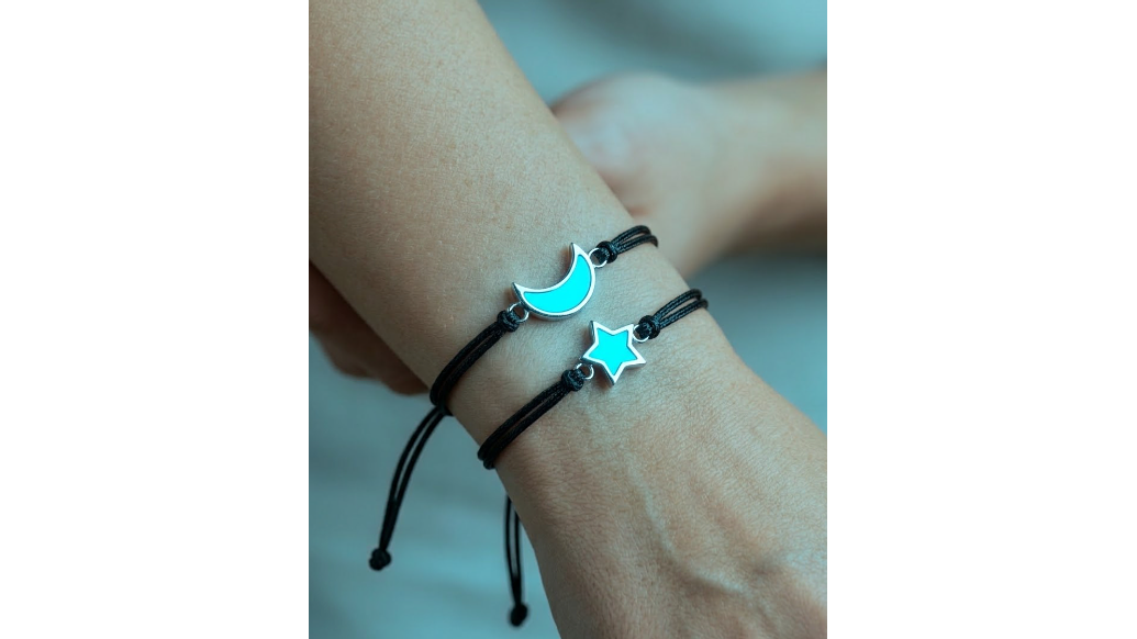 Pulseras Luminosas Luna y Estrella – Conexión Cósmica que Brilla en la Oscuridad 1
