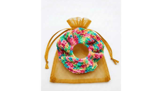 Cole para el Cabello Tejido Multicolor – Estilo Artesanal Alegre 3