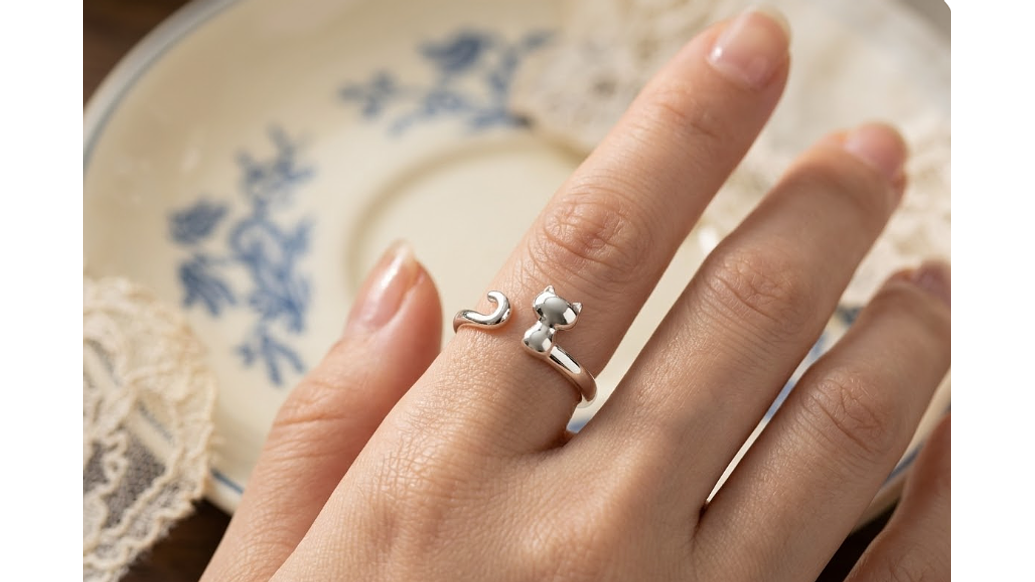 Anillo Gatito Minimalista en Plata 925 Ajustable – Estilo Dulce y Elegante 2