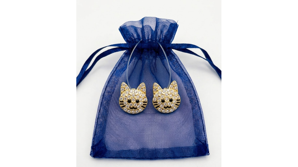 Aros Gatito Brillante con Cristales – Estilo Dulce y Sofisticado 3