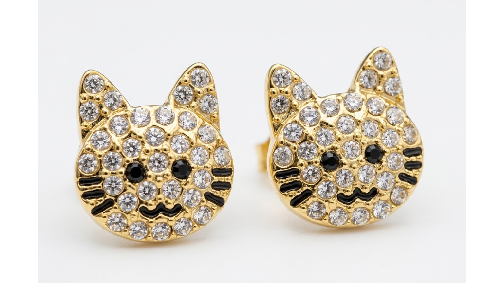 Aros Gatito Brillante con Cristales – Estilo Dulce y Sofisticado 1
