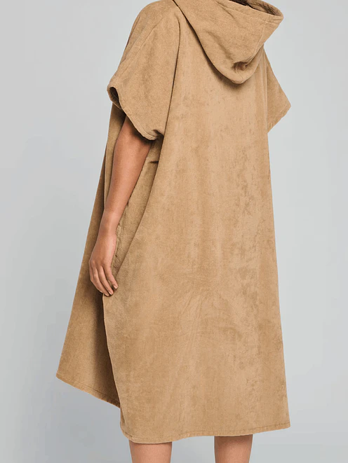 Surf Poncho Trendout 2