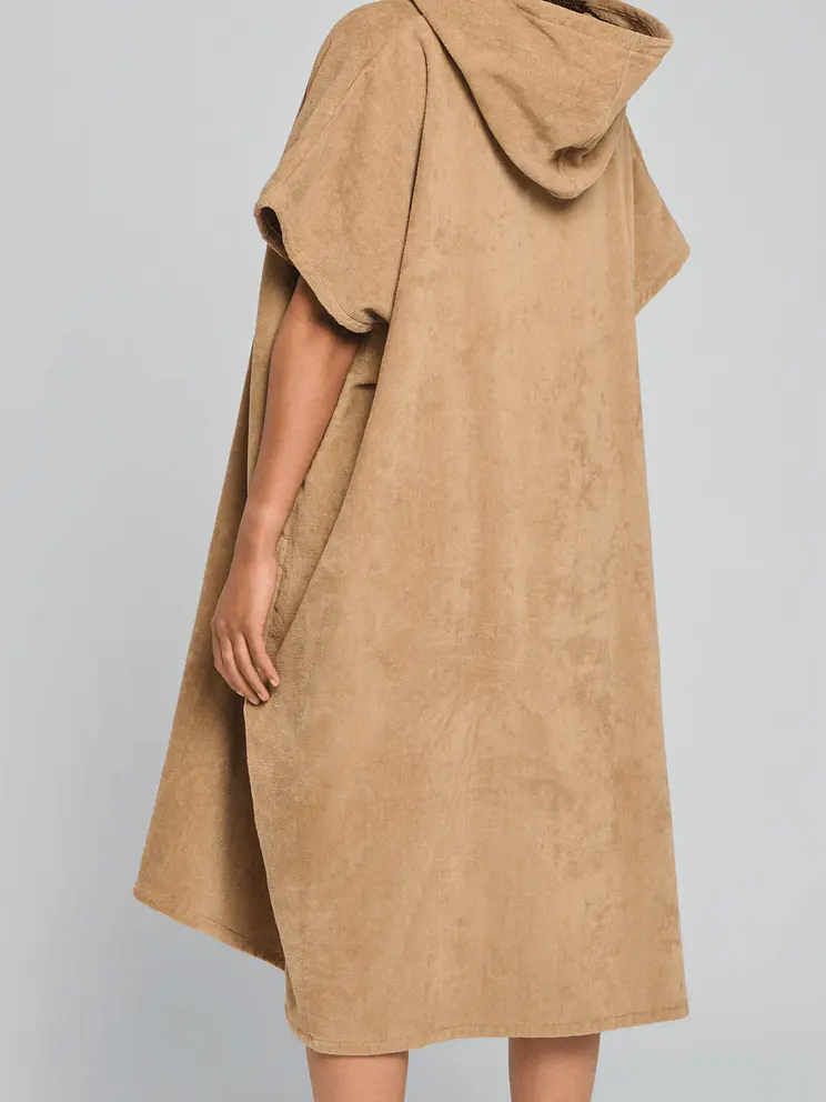 Surf Poncho Trendout 2