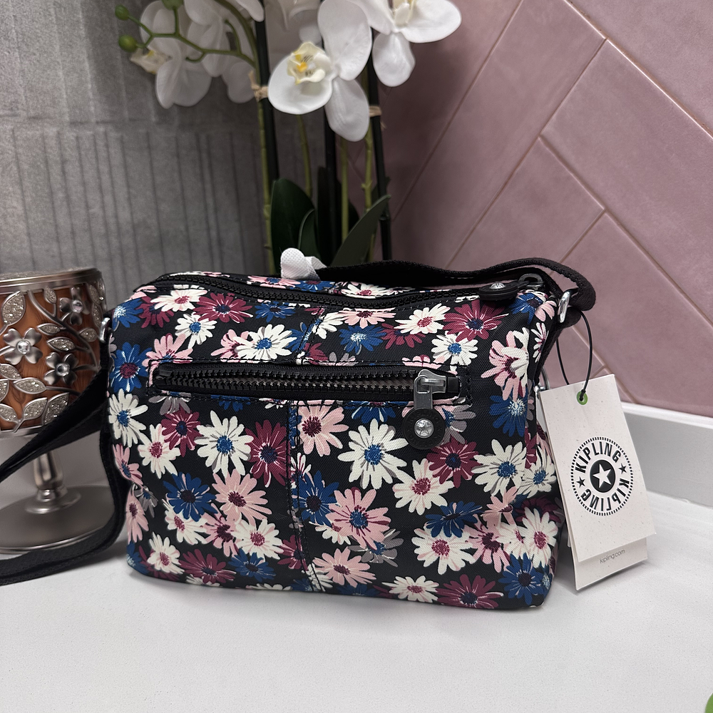 Cartera Blooming Petals