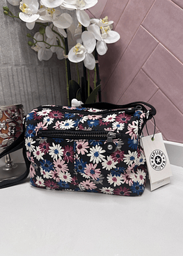 Cartera Blooming Petals