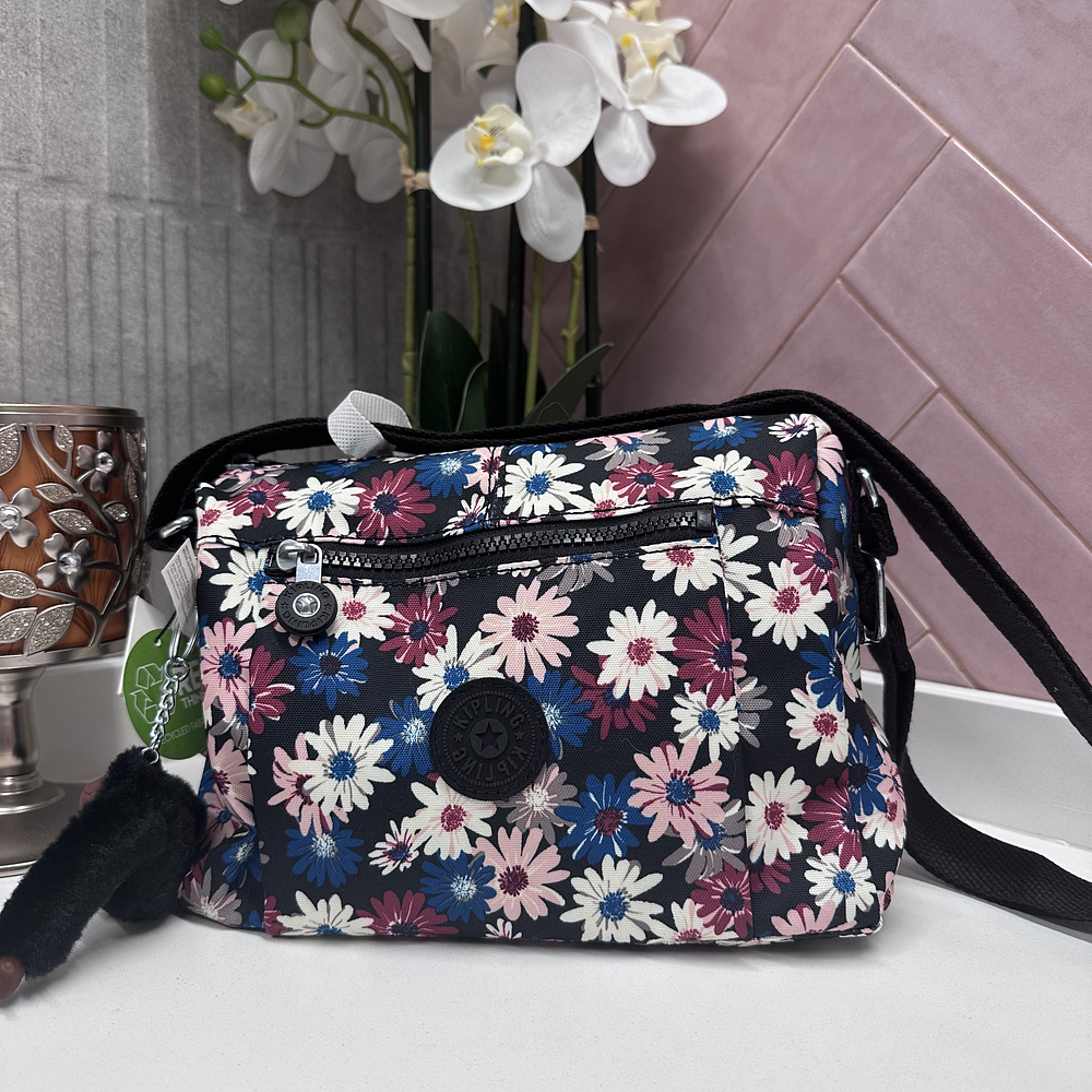 Cartera Blooming Petals