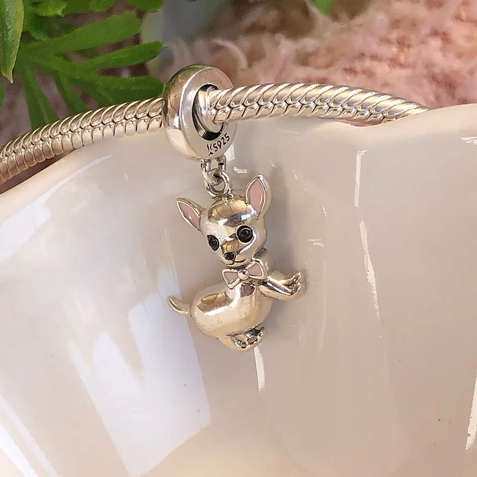Charm Chihuahua colgante con corbatín rosado Plata 925 2