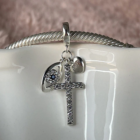 Charm Dios Guardián Protector Plata 925
