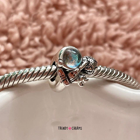 Charm Astronauta en el Espacio Plata 925