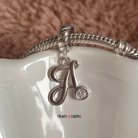 Charm Letra A Plata 925